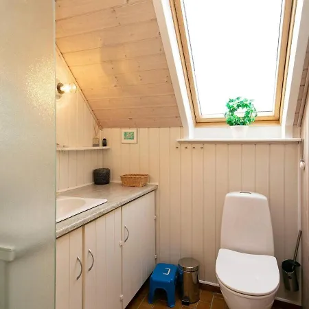 Дом отдыха Three-bedroom In 69 *