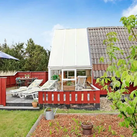 Three-bedroom In 69 * Блаванн